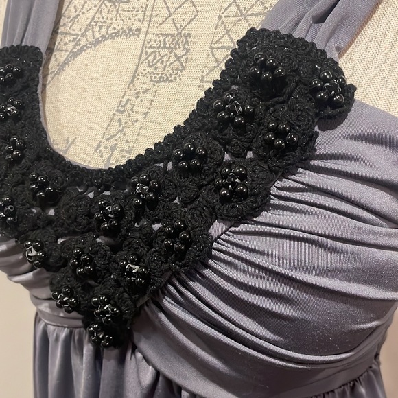 DETAILED EMBELLISHED TANK - Picture 4 of 6